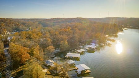 Lakefront Multi-Family Property For Sale in Camden Co, MO - image 30