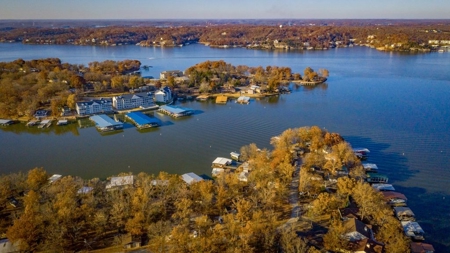 Lakefront Multi-Family Property For Sale in Camden Co, MO - image 28