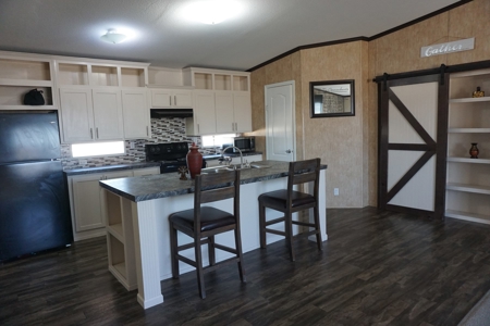 Saragosa Balmorhea Pecos Residence Yard 4.9 Acres For Sale - image 6