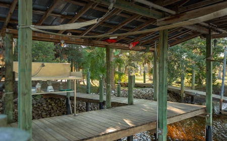 Very secluded coastal home and property in FL's Nature Coast - image 19