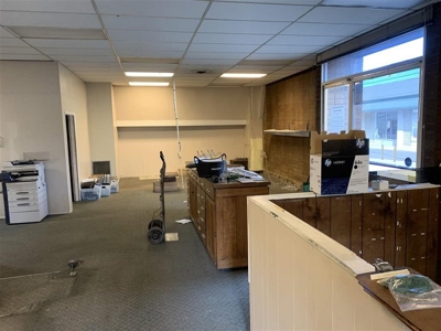 Commercial Space in Yreka, CA - image 3