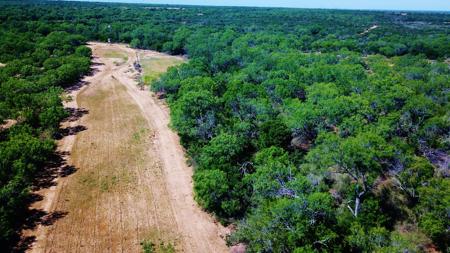 Historic South Texas Hunting Ranch - image 32