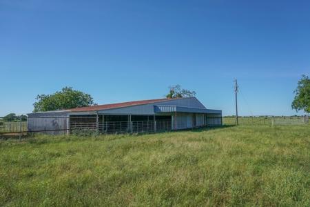 Combination Ranch- Fishing, Hunting, Cattle, 600+ Acres - image 13