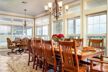 High Fenced Ranch, Private Lakes, Cowhouse Creek, Hunting - image 12