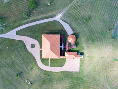 High Fenced Ranch, Private Lakes, Cowhouse Creek, Hunting - image 15