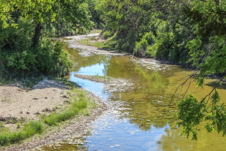 High Fenced Ranch, Private Lakes, Cowhouse Creek, Hunting - image 42