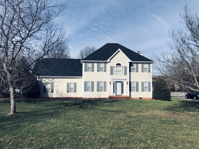 Country Home In Town For Sale In Abingdon VA - image 1