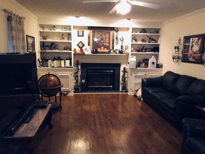 Country Home In Town For Sale In Abingdon VA - image 5