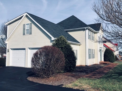 Country Home In Town For Sale In Abingdon VA - image 3