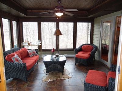 Golf Course Home in the Galena Territory - image 3