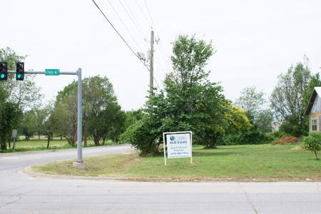 Commercial Property - Siloam Springs - image 2