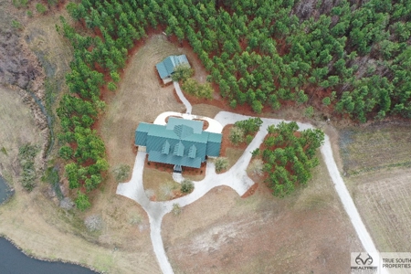 Sow's Ear Farm Country Estate - image 45