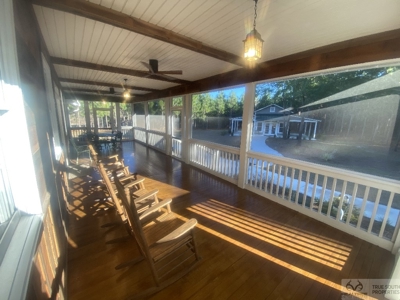 Sow's Ear Farm Country Estate - image 15