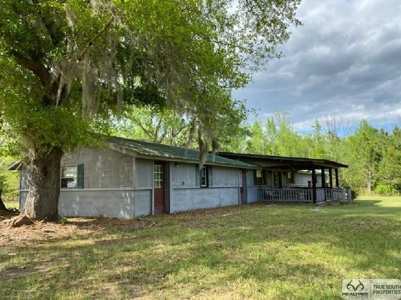 Sow's Ear Farm Country Estate - image 48