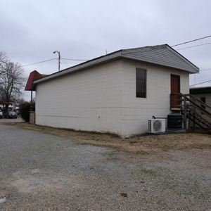 Commercial Building on Courthouse Square in Salem, AR - image 5