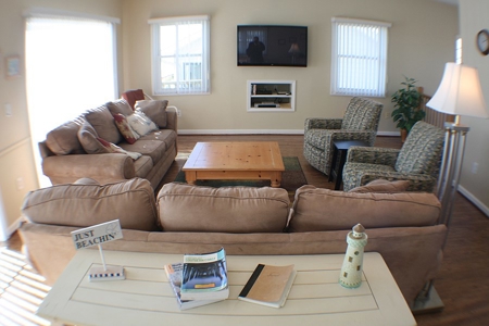 3BR Oceanfront Home for Sale on North Topsail Beach - image 3