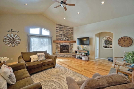 Montrose Ridgway CO Home Incredible Mountain Views For Sale - image 14