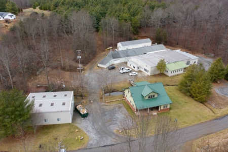 Commercial Building for Sale in Floyd VA - image 8