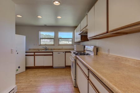 Woodland Park Ranch With Stream Bordering National Forest - image 27