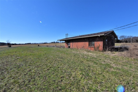 Land - image 7