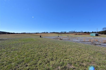Land - image 13