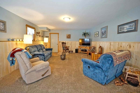 Ridgway Colorado Mountain Log Home for Sale - image 6