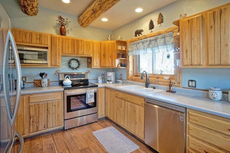Ridgway Colorado Mountain Log Home for Sale - image 24
