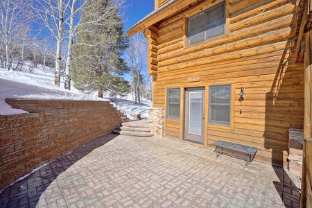 Ridgway Colorado Mountain Log Home for Sale - image 9
