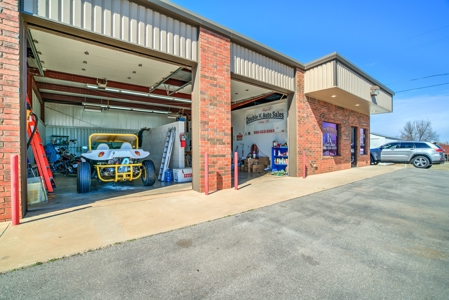 Clinton, OK Commercial Property for Sale, Custer County, OK - image 3