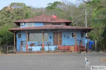 House For Sale Or Rent In Cambutal Panama *Sold* - image 1