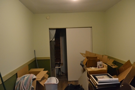 FOR SALE Commercial building, potential residence - image 20