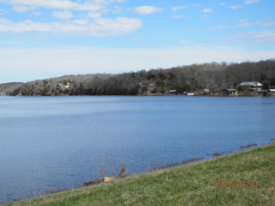 Lakefront lots at Hidden Valley Lake, Mapleton, KS - image 15