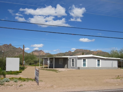 3 Bedroom Apache Junction Horse Property For Sale - image 1