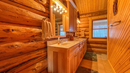 Log Home  with acreage located in Southern Brown County Ohio - image 23