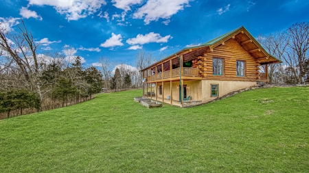 Log Home  with acreage located in Southern Brown County Ohio - image 4
