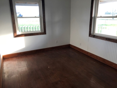 21 Acre Hobby Farm with remodeled home - image 8