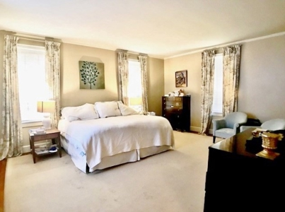 Remodeled 2 story Lakeside Colonial Home for Sale McComb MS - image 21