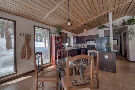 Mountain Modern Colorado home with fresh air and bright sun - image 10