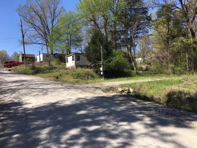 Seeking Landlord - image 1