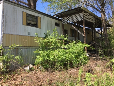 Seeking Landlord - image 4