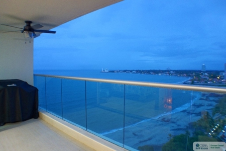 Beachfront Bahia Condo for Sale - image 9