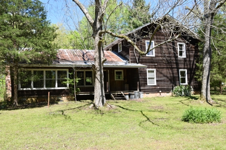 Henderson Co TN Log & Wood home, Barn, Ponds, School & Acres - image 42