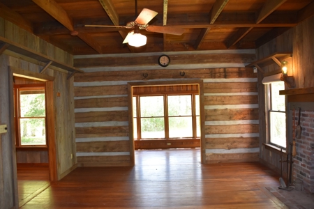 Henderson Co TN Log & Wood home, Barn, Ponds, School & Acres - image 16