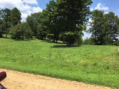 Great Building Location In Gated Community - image 1