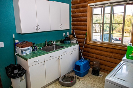 Country Home Hobby Farm near Cedaredge, CO - image 22