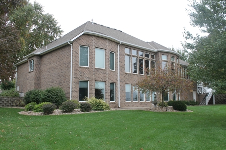 Golf Course View Home For Sale In Cameron Mo - image 2