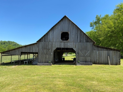 Tennessee Farm For Sale With Multiple Cabins - image 6