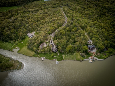 Beautiful Southern Iowa Lakefront Home - image 45