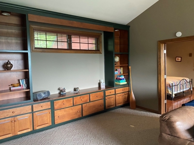 Lodge Style Cabin & Event Center For Sale In Miami Okalhoma - image 17