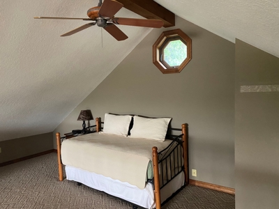 Lodge Style Cabin & Event Center For Sale In Miami Okalhoma - image 15